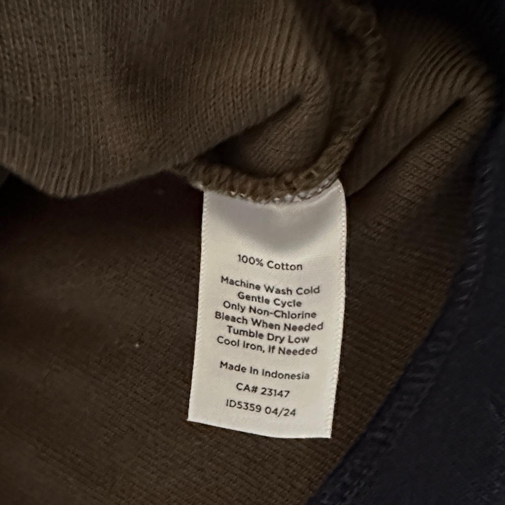 Talbots Olive Green Top with Navy Trim Long Sleeve - Picture 6 of 6